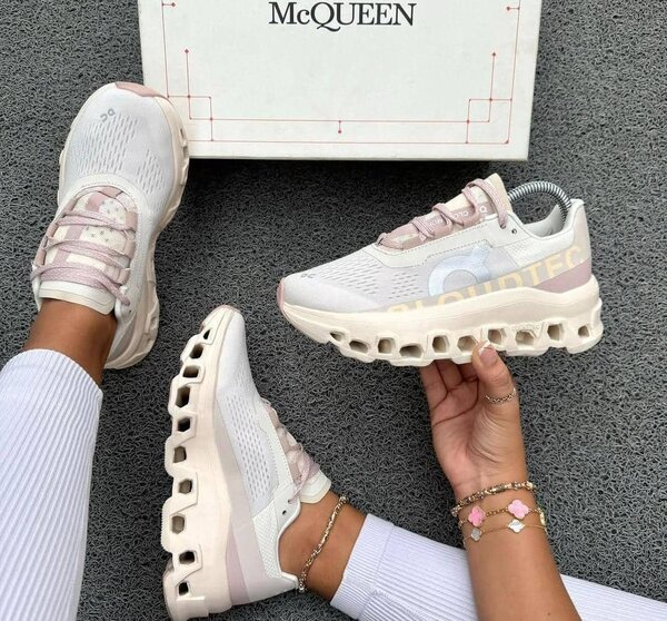 Chaussures de course McQueen