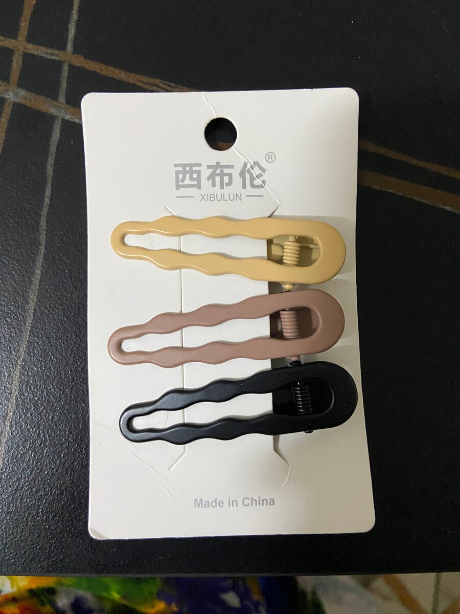 Pinces à cheveux minimalistes