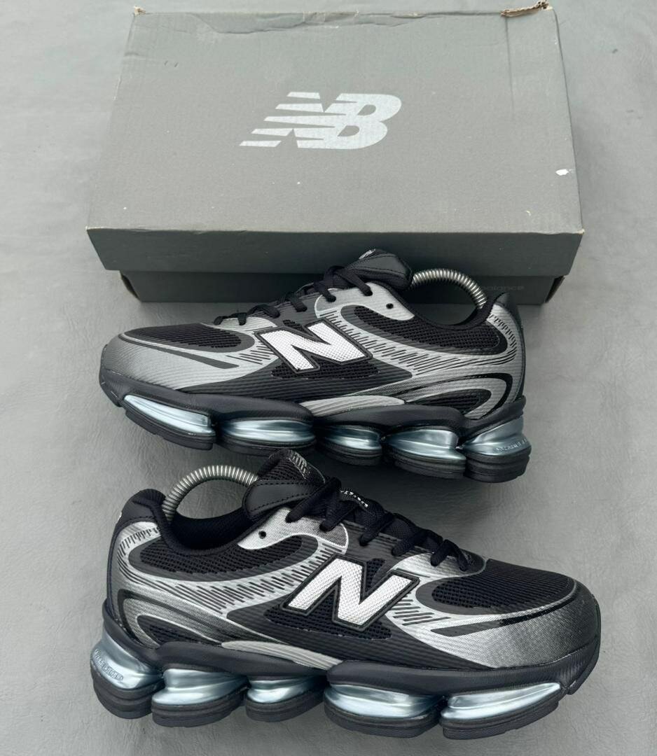 Baskets New Balance 2000