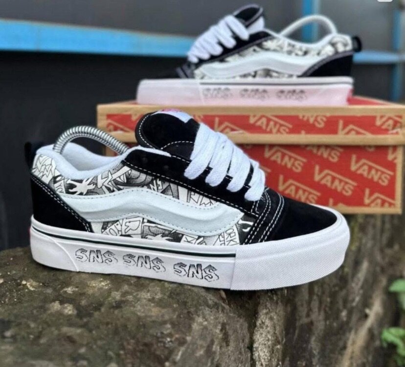 VANS SNS VAULT (DANS CARTON)