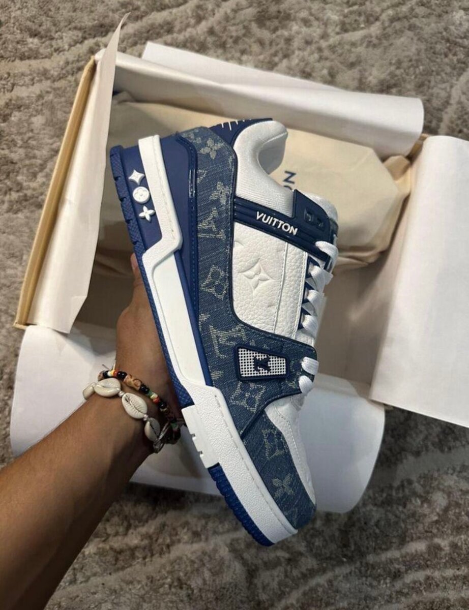 Sneakers en tissu bleu élégants