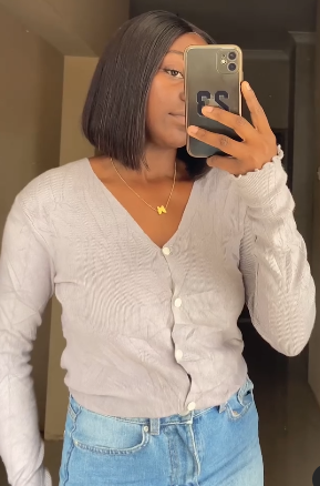  Short knitted cardigan with buttons  size:M