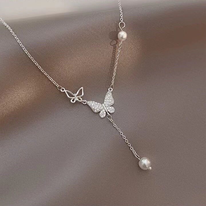 Sweet Bow Necklace