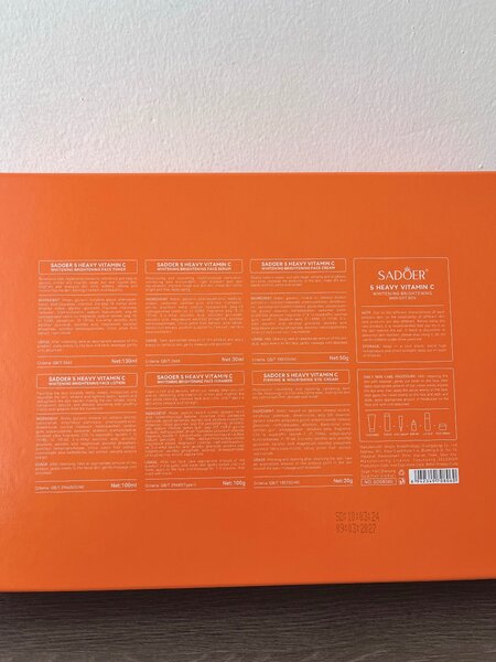 6 piece vitamin C brightening skincare set