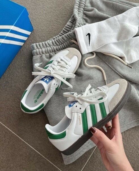 ADIDAS SAMBA