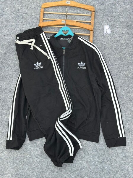 Survêtements élégants unisexes