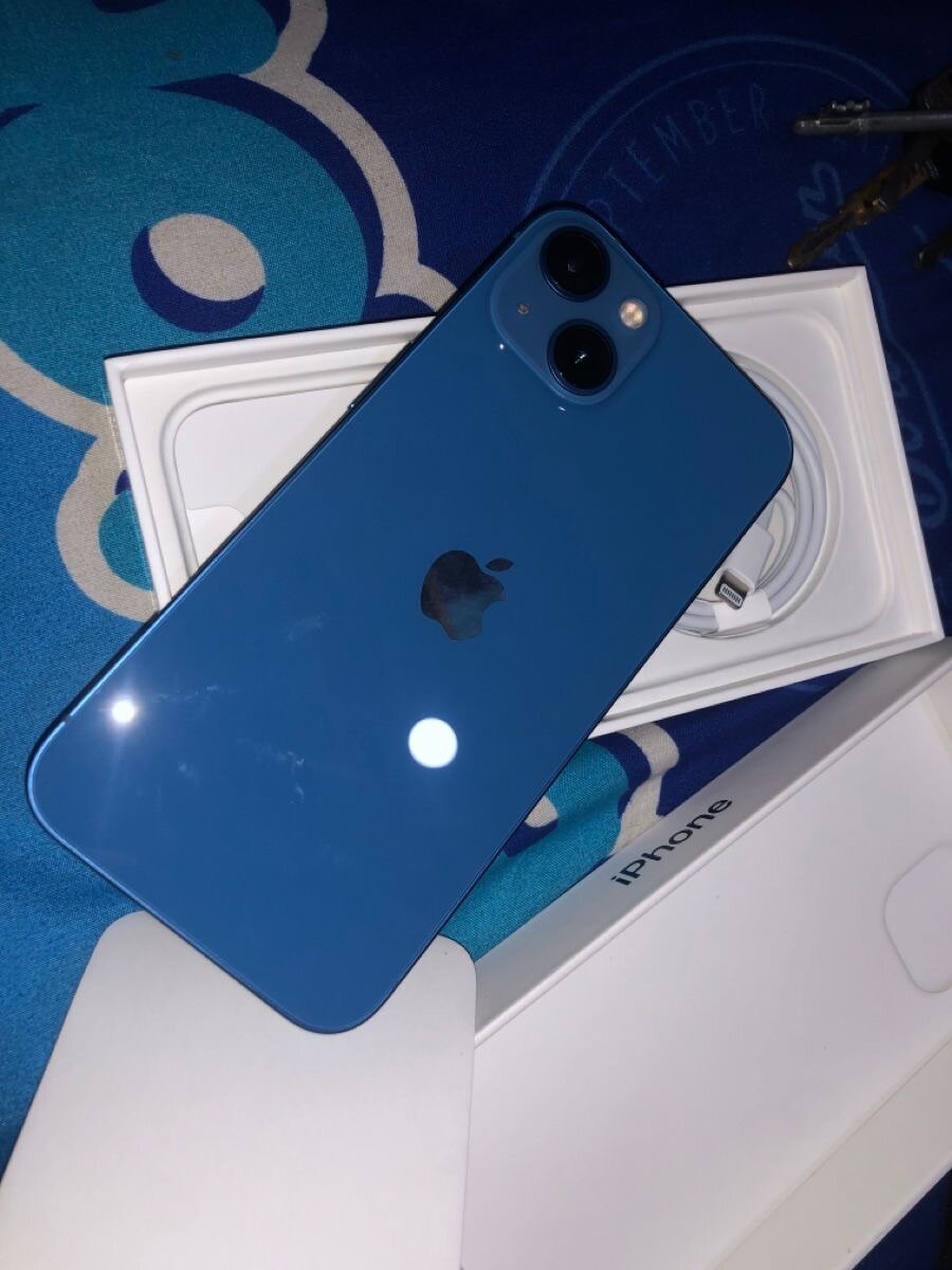 iPhone 13 Bleu 128 Go