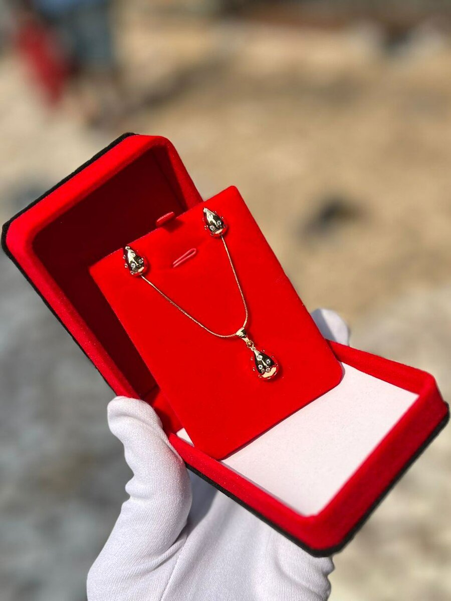 Collier en argent avec pendentif