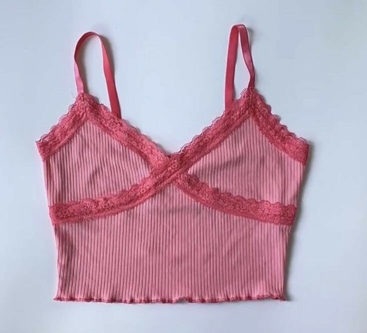Débardeur en dentelle rose