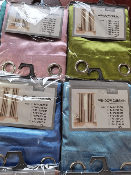 Rideau en soie avec œillets