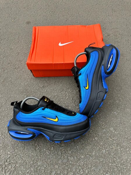 NIKE AIR