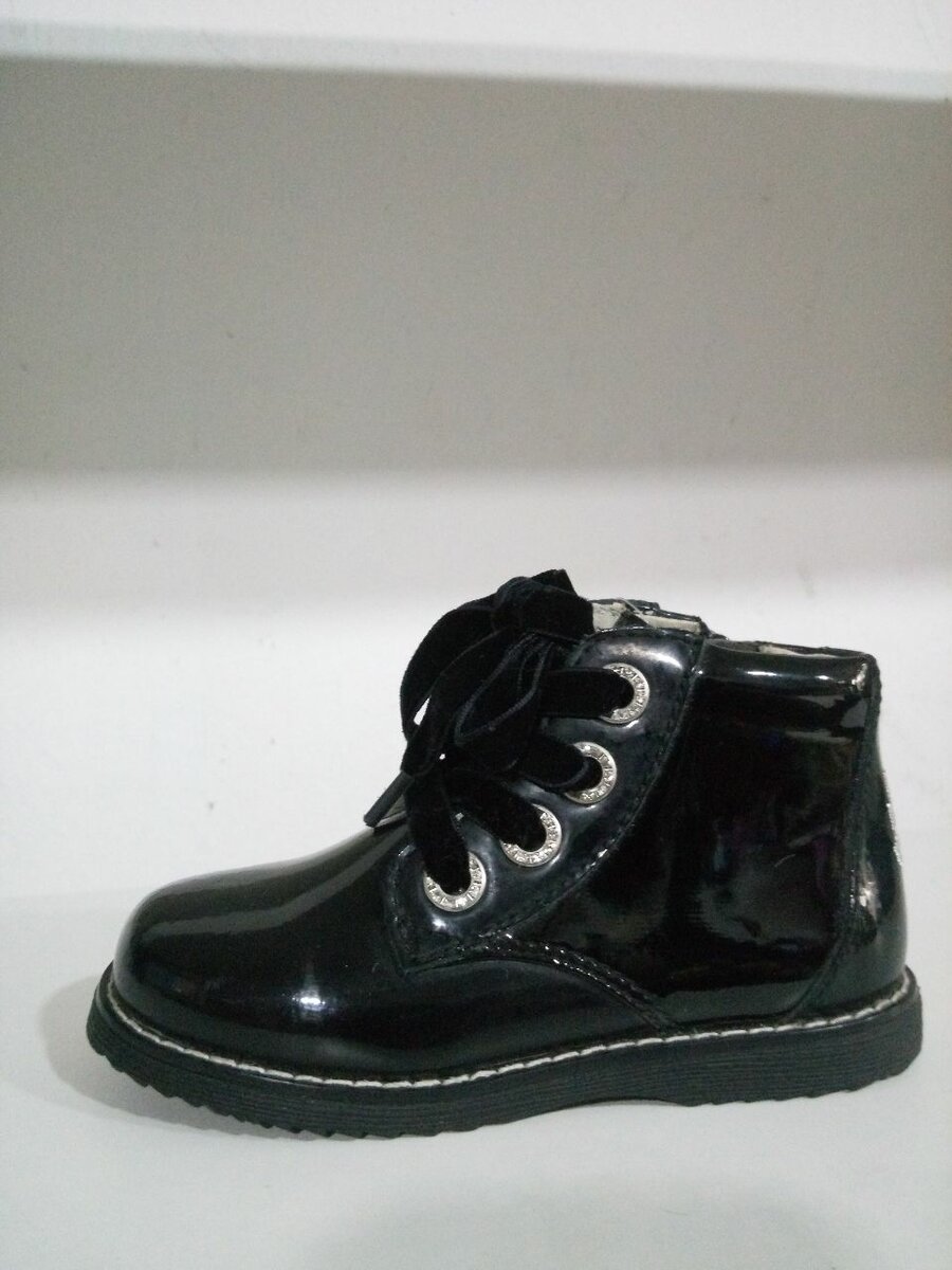 Bottes en cuir noir pour enfants