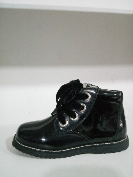 Bottes en cuir noir pour enfants