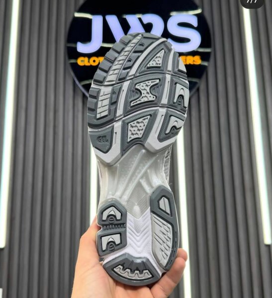 Men's Performance Sneakers