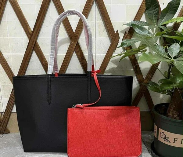 Sac fourre-tout élégant avec pochette