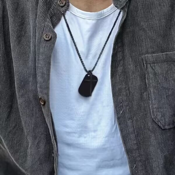 COLLIER CRUCIFIX