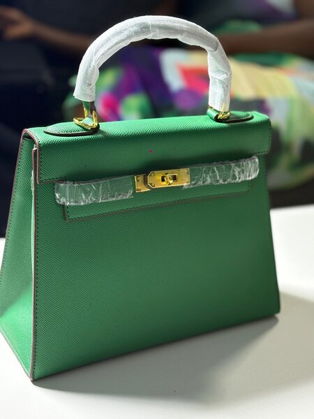 Sac à main élégant en cuir