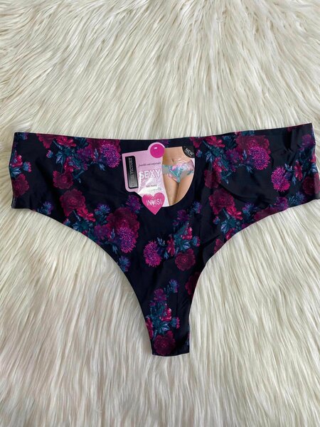 Strings et culottes pour femmes