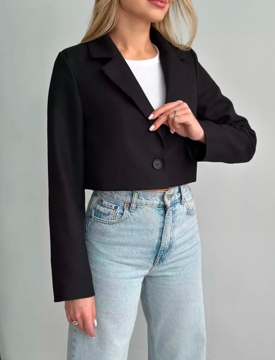 Пиджак укороченный  качественный, новый,размеры от XS до XXL