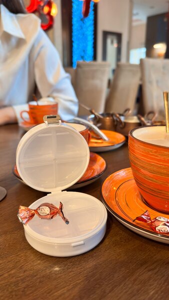 Стильная таблетница