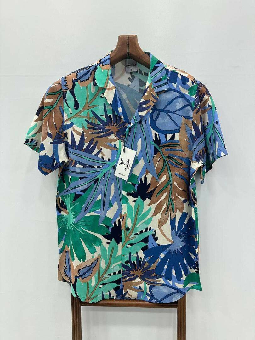 Chemise estivale à motifs tropicaux