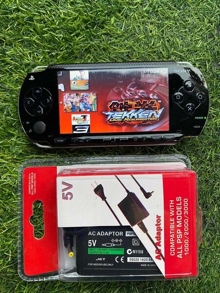 Psp casi neuf craqué 30jeux