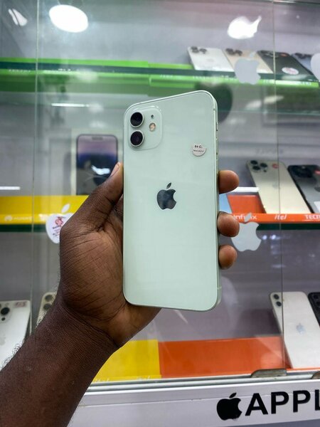 iPhone 12
