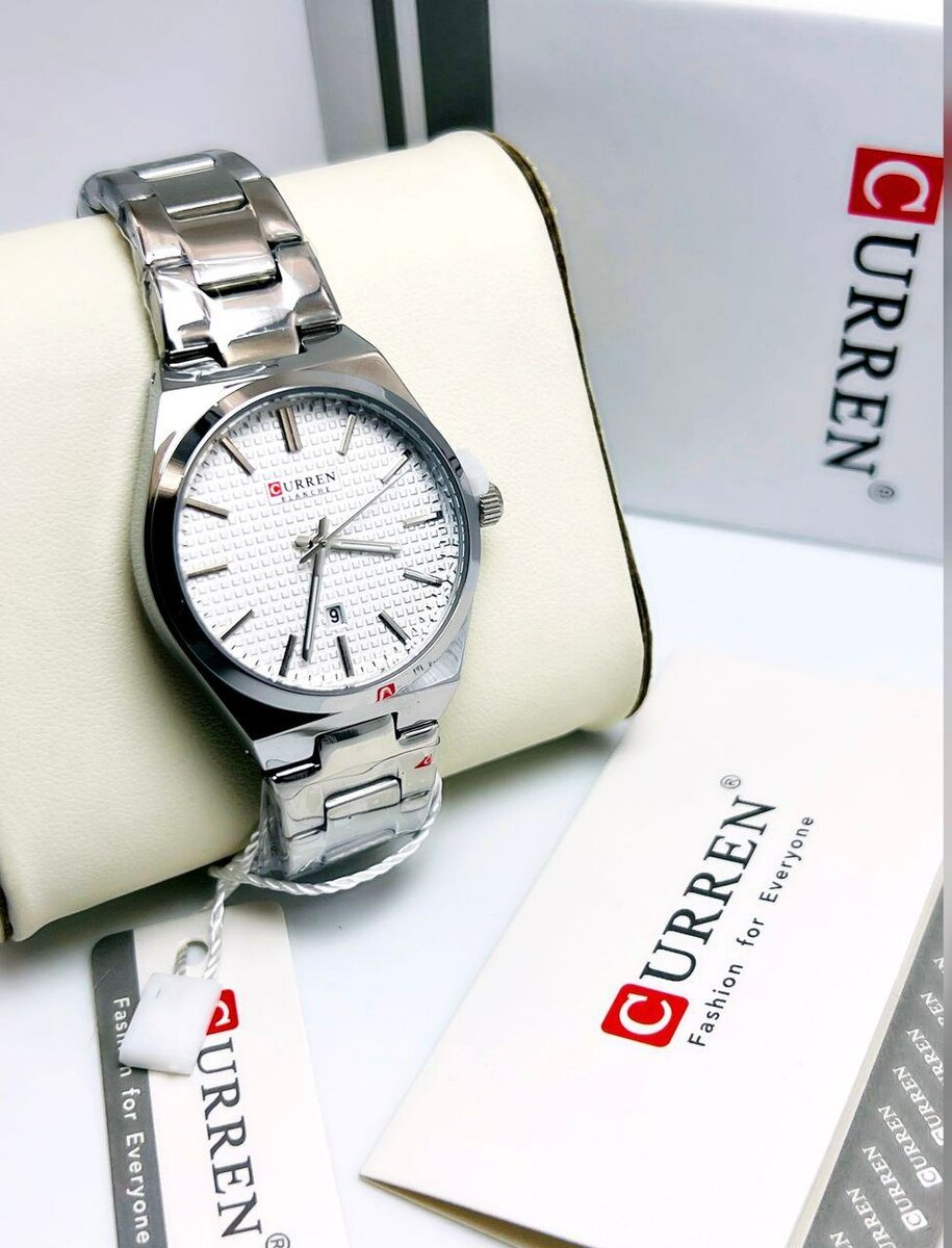 MONTRE DAMME DE LUX CURREN