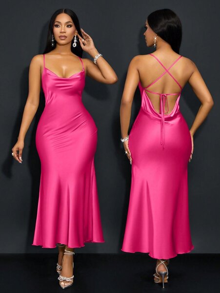Robe longue satin dos nu