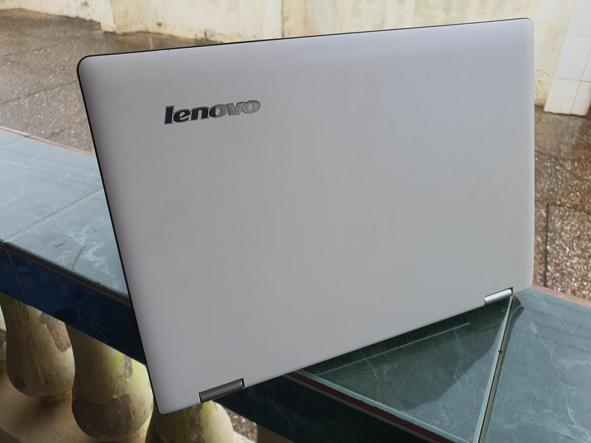 Lenovo Yoga 500