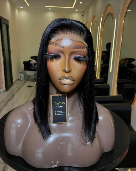 Perruque Bob Noir Élégant