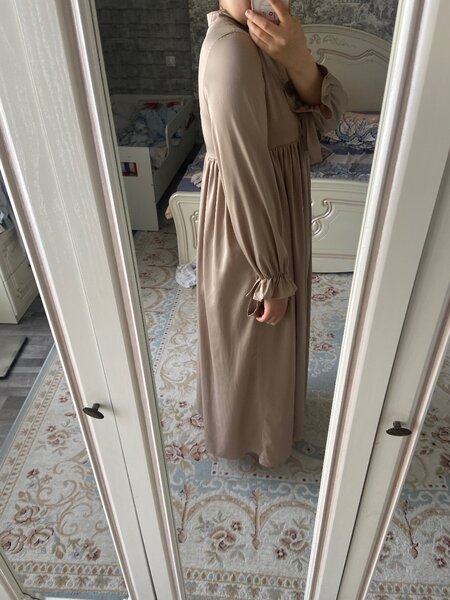 Платье шелковое длинное с замк