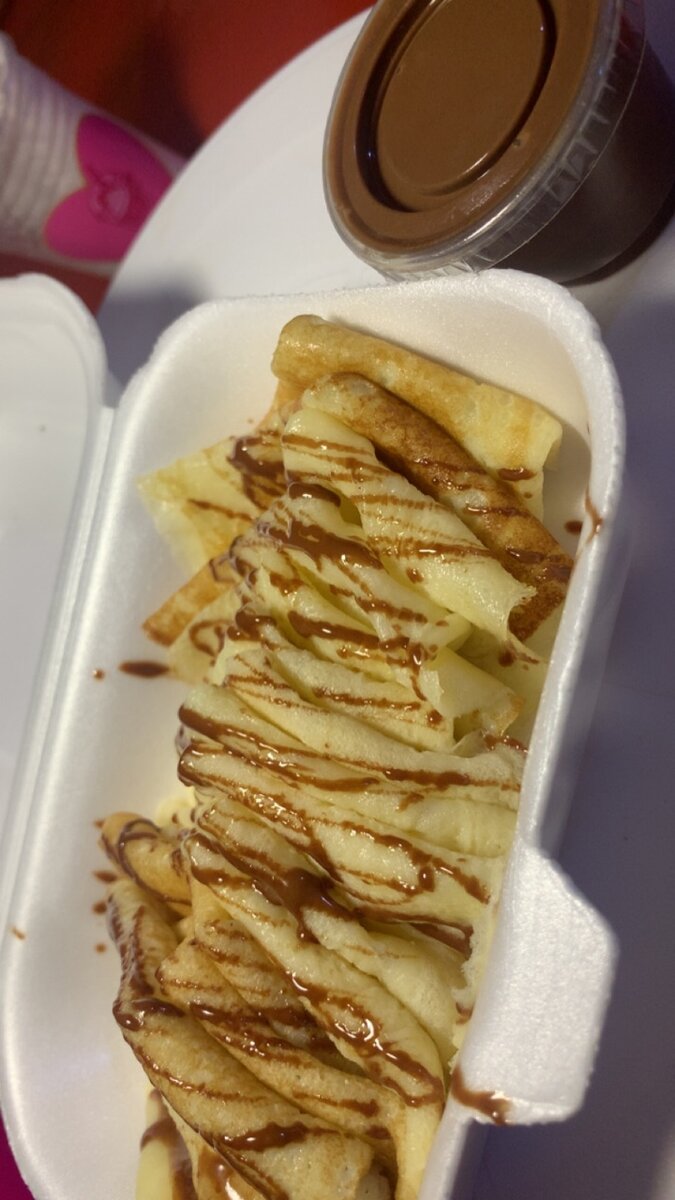 Crêpes sucrées avec  chocolat