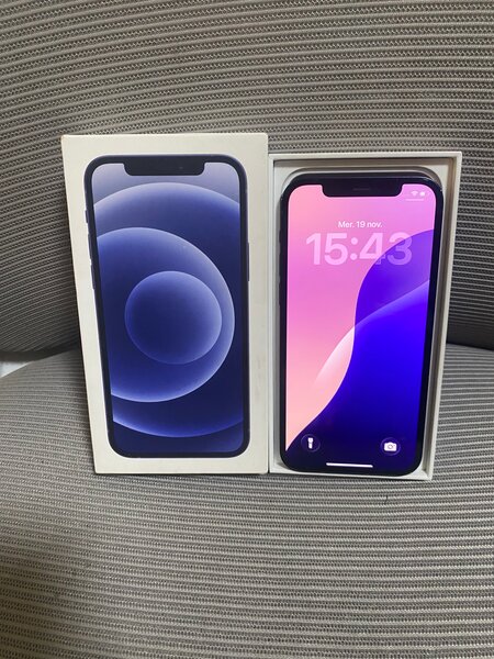 iPhone 12 Noir 64 Go