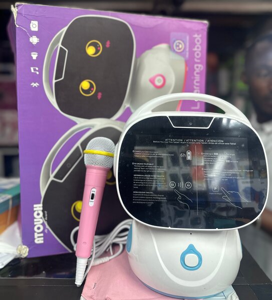 Interactive Kids Learning Robot