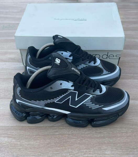 Baskets New Balance 2002R