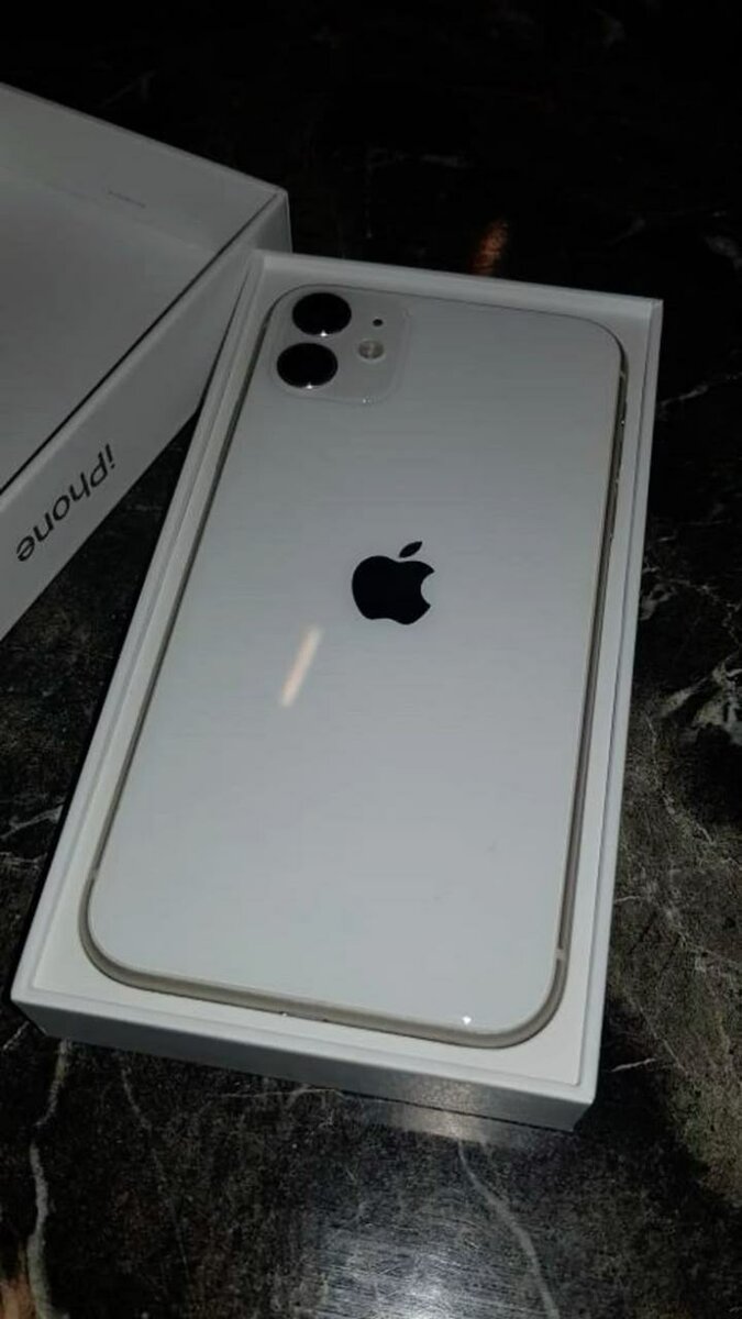 iPhone 11 - Smartphone