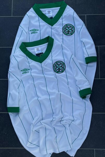 Maillots de Foot Classiques Umbro