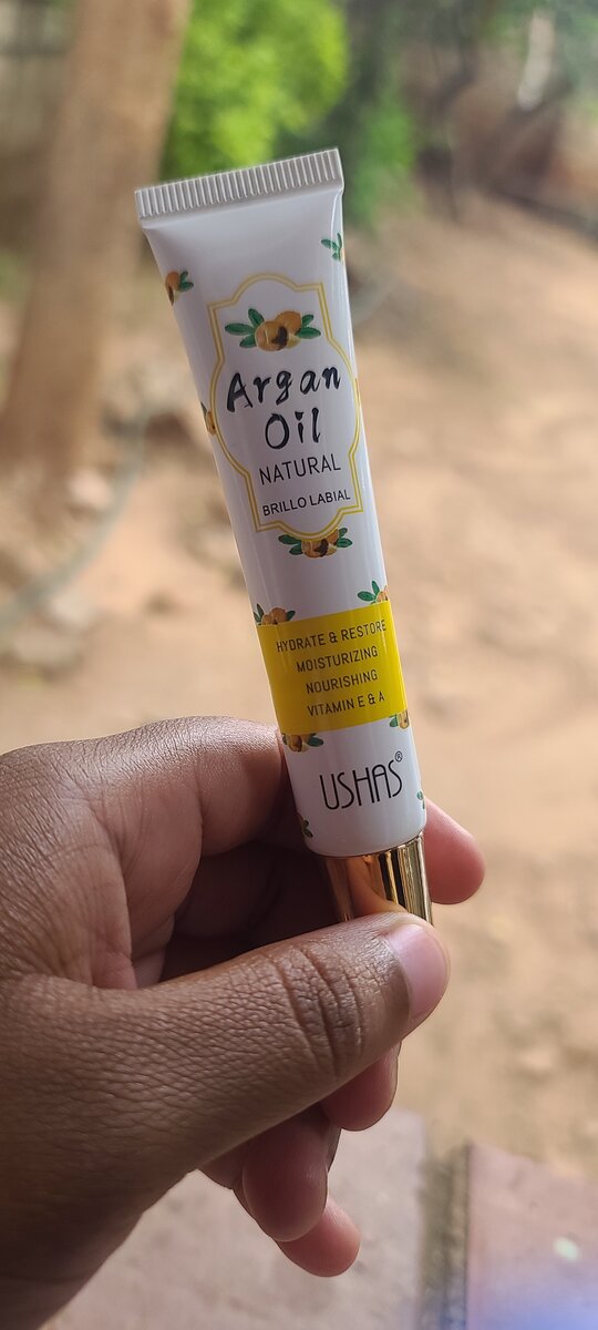 Ushas lipgloss