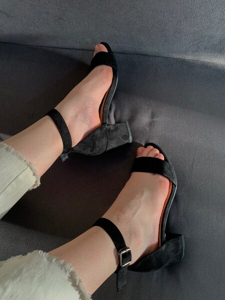 Женские босоножки