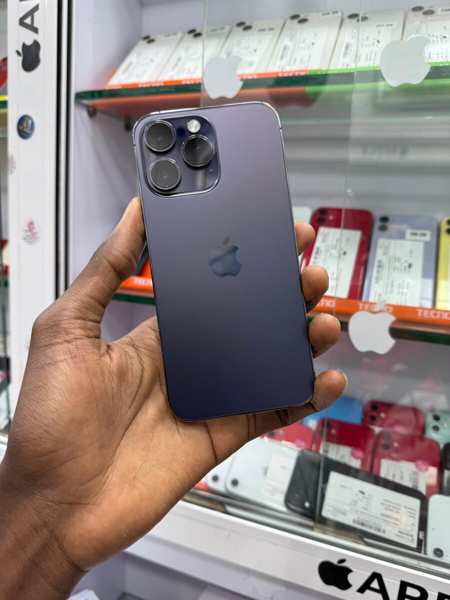 Disponible 14 Pro Max 256go CE