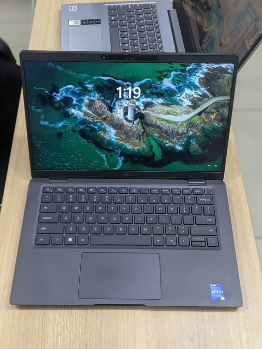 Dell Latitude 7430 12th Gen (Touchscreen)