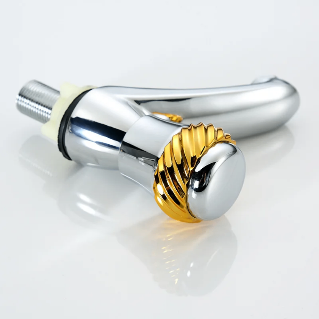 Robinet design doré