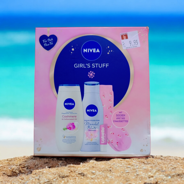 NIVEA Girl's Stuff Gift Set