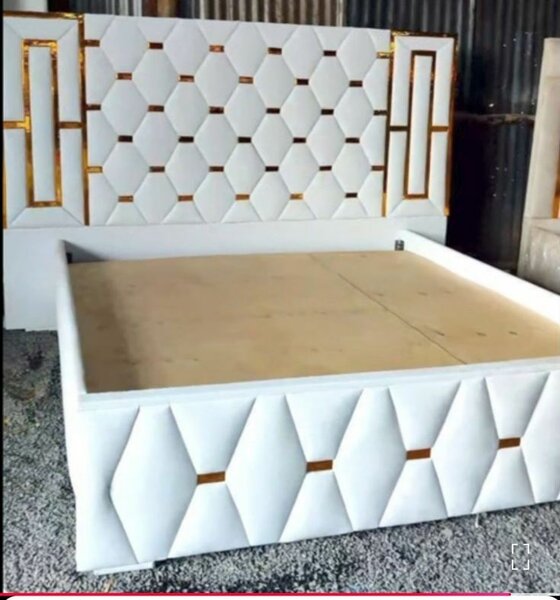 Lit design moderne en similicuir