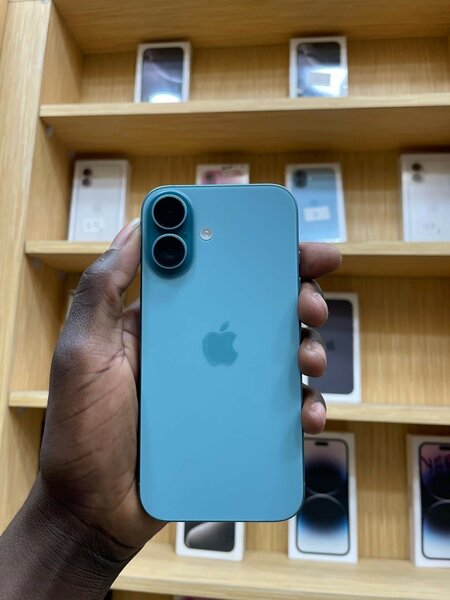 iPhone 16 128 Go