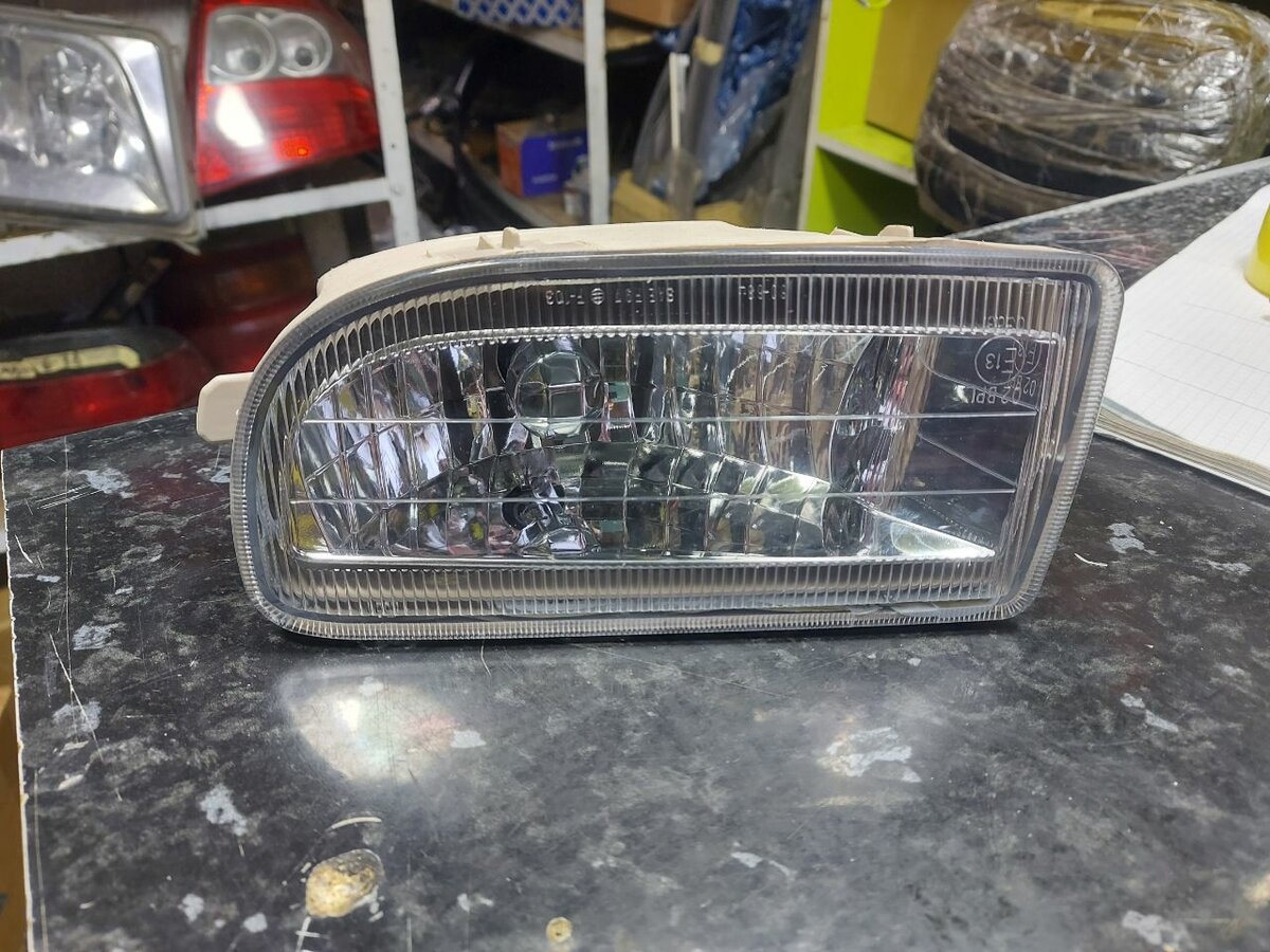 Противо туманая фара