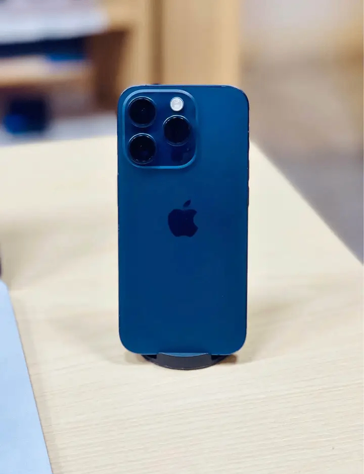 Coque iPhone 14 Pro Bleu