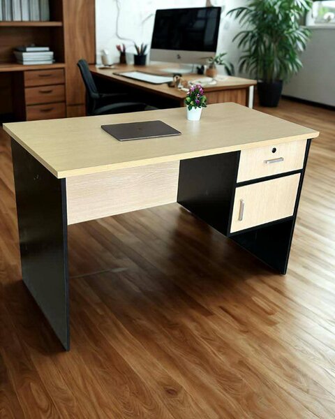 Bureau Moderne en Bois