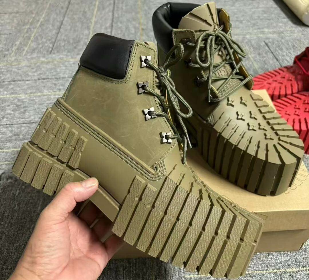 Chaussures de randonnée robustes